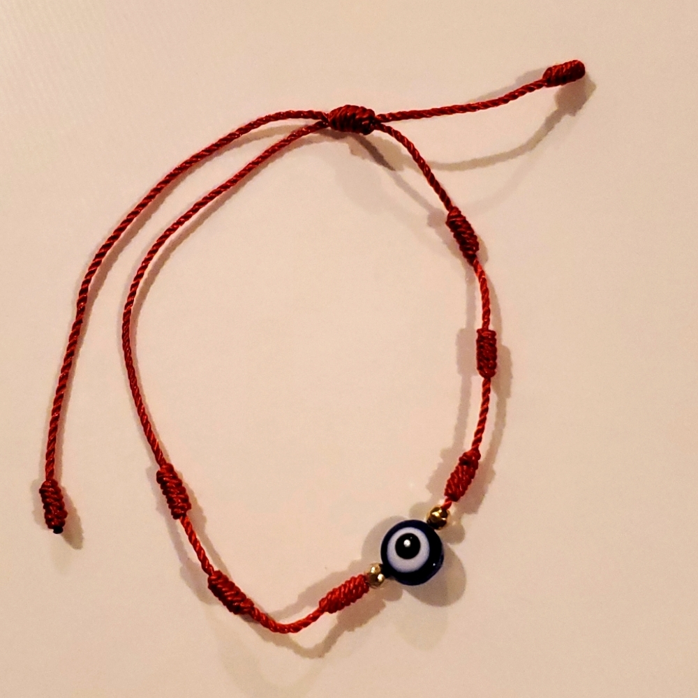 Evil eye bracelet with red string